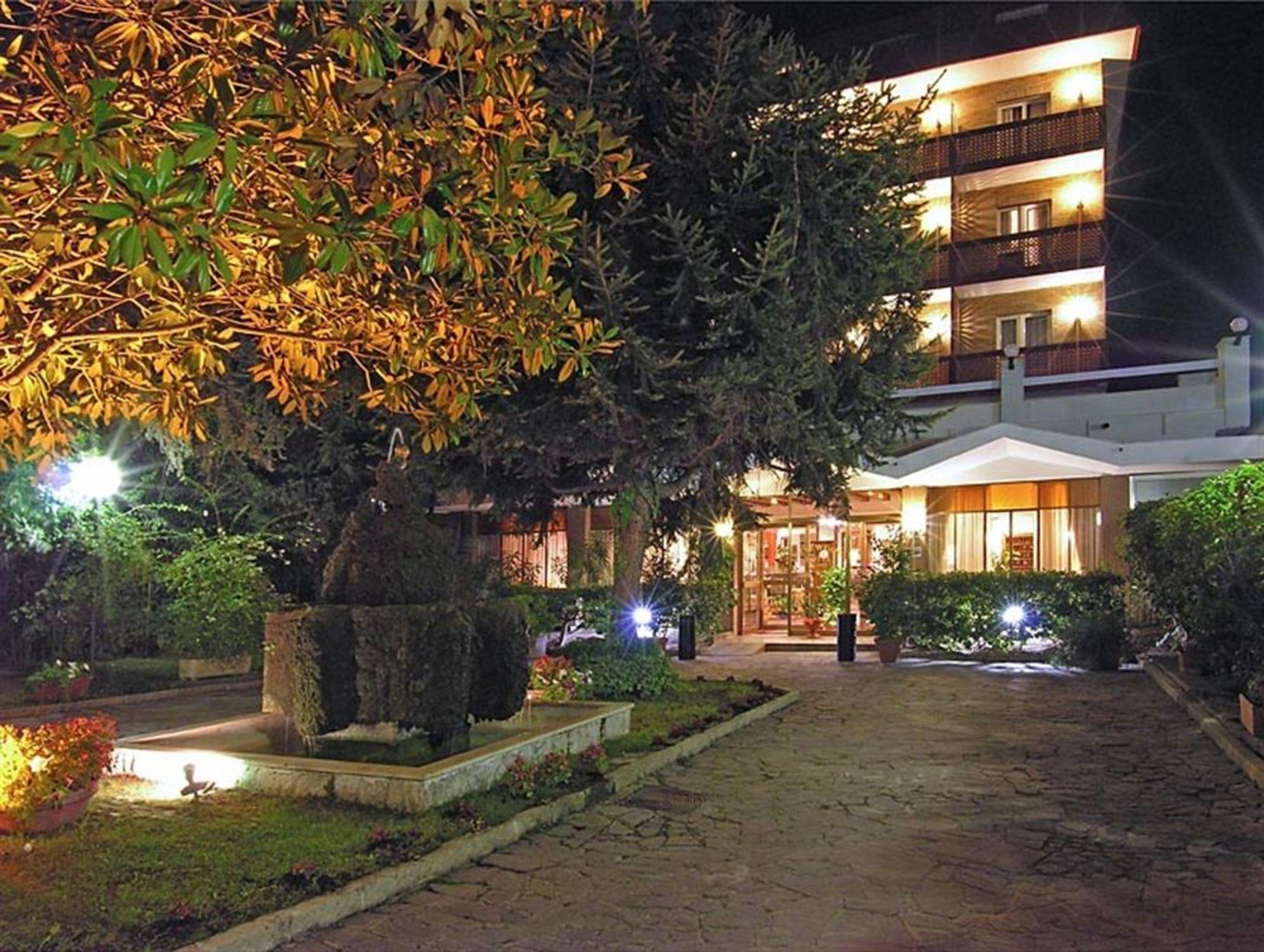 Pinewood Hotel Roma Esterno foto