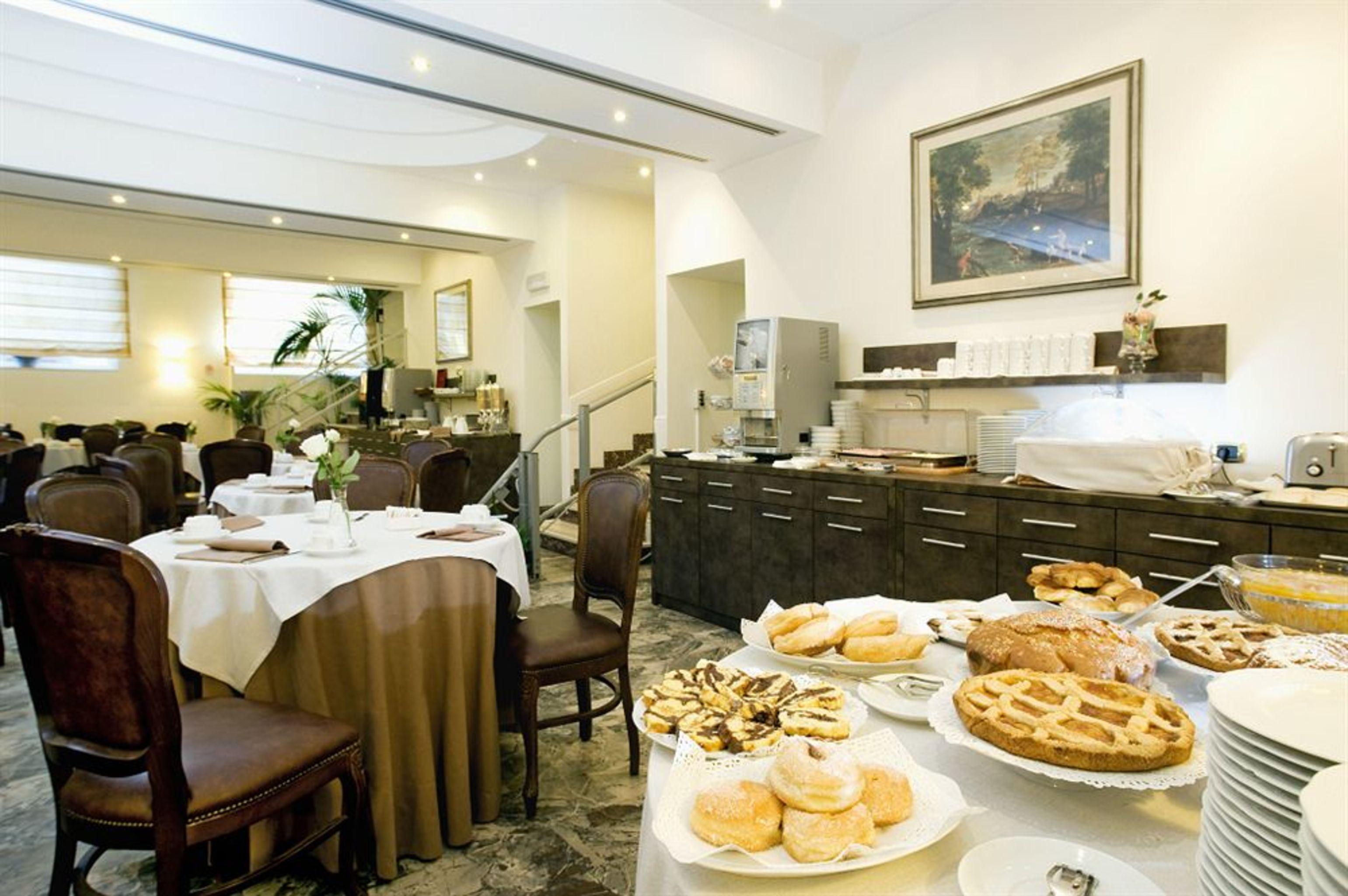 Pinewood Hotel Roma Esterno foto