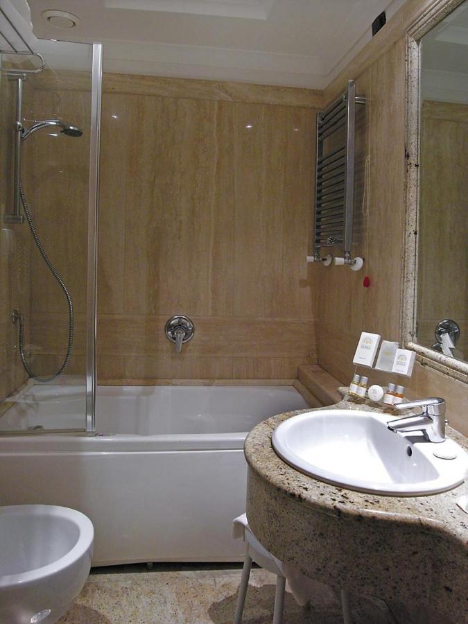 Pinewood Hotel Roma Esterno foto
